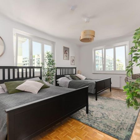 King Bed Home, 3 Bed Rooms, Perfect For Long Term Stay Vídeň Exteriér fotografie